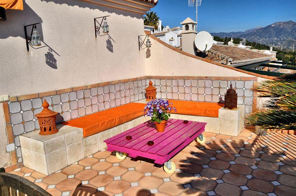 Welcome Inn Nerja Guest House Luxury Bed & Breakfast Exterior foto