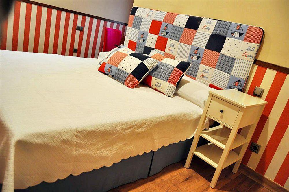 Welcome Inn Nerja Guest House Luxury Bed & Breakfast Exterior foto