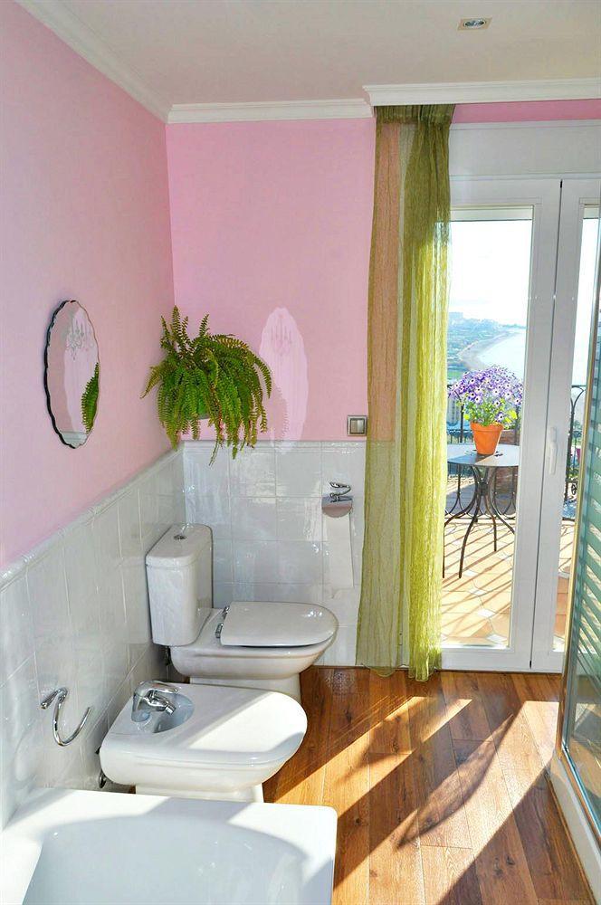 Welcome Inn Nerja Guest House Luxury Bed & Breakfast Exterior foto