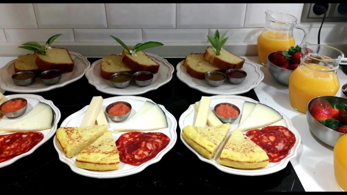 Welcome Inn Nerja Guest House Luxury Bed & Breakfast Exterior foto